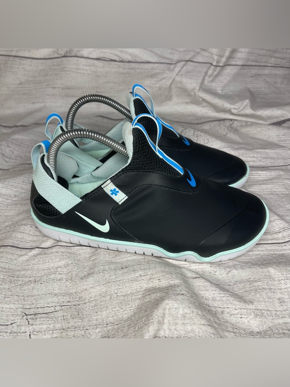 Nike Zoom Pulse Men 7 Women 8.5 Black Slip On Shoes